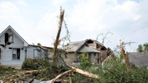 Impact of Tornadoes vs Hurricanes on Homes